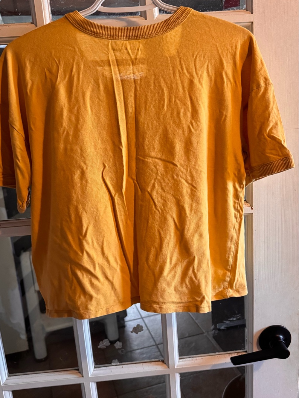 🍔 American Eagle “Cheese Burger Deluxe” Graphic Crop Tee — Size Medium - Picture 4 of 5
